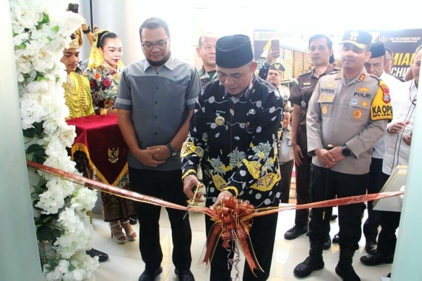 BUPATI INHIL LUNCURKAN MAL PELAYANAN PUBLIK, TINGKATKAN KUALITAS LAYANAN PUBLIK